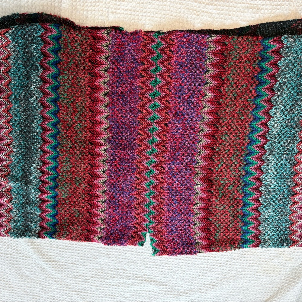 Coco + Carmen sweater poncho shawl one size - Picture 5 of 7